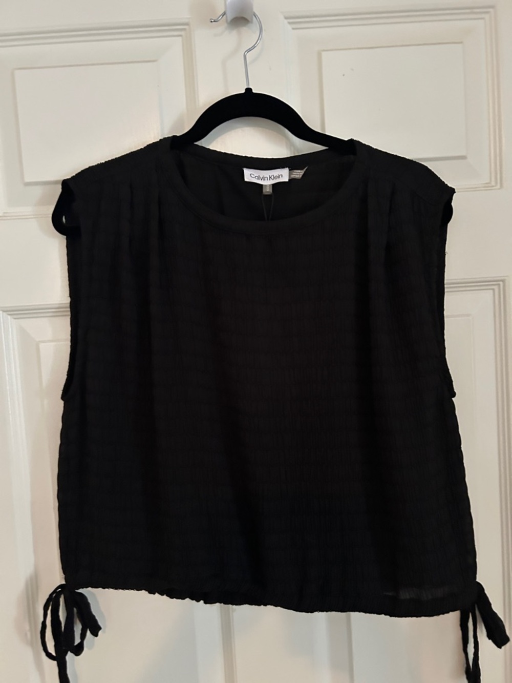 Calvin Klein Black Sleeveless Textured Tie-Hem Tank